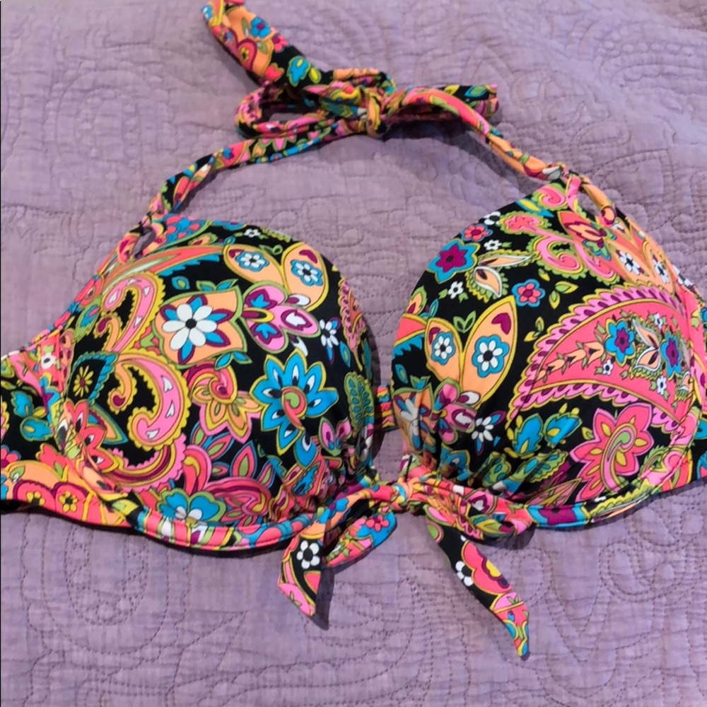 Like new Victorias secret bikini top